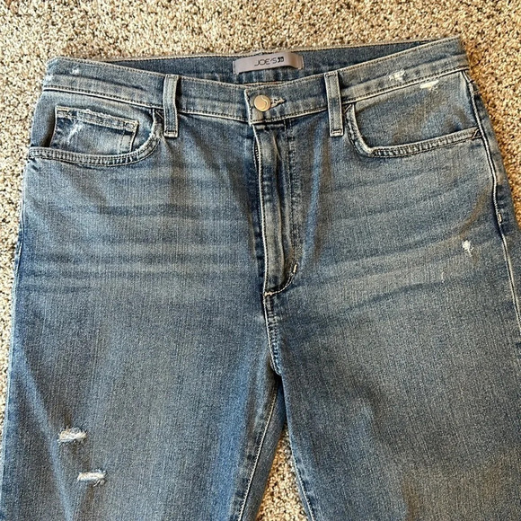 Joe’s Jeans Lightly Distressed High Rise (11.5”) Jeans, Size 31, Never Worn - Picture 4 of 6